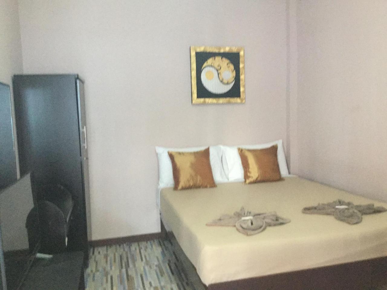 North Star Hostel *